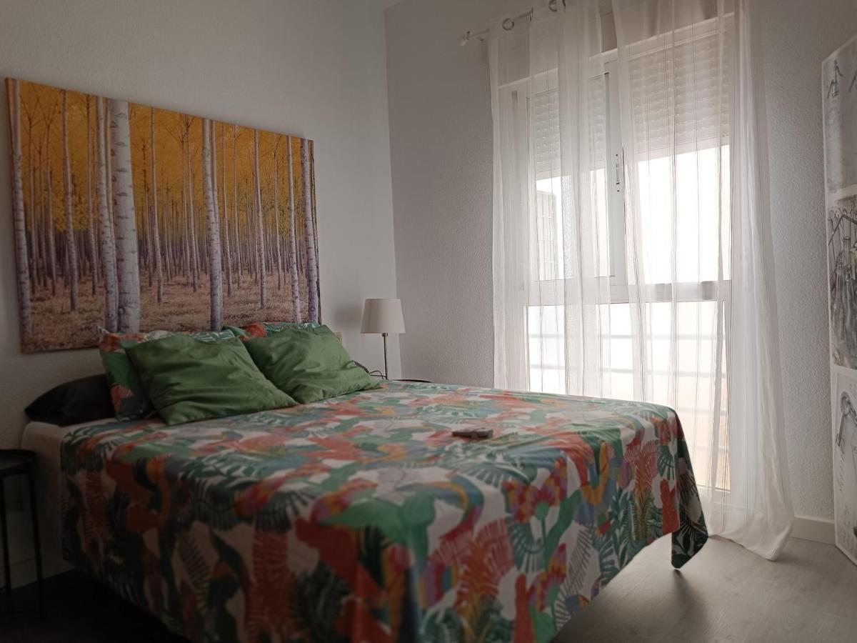 Acogedor Apartamento Cerca Del Centro Historico De Малага Экстерьер фото